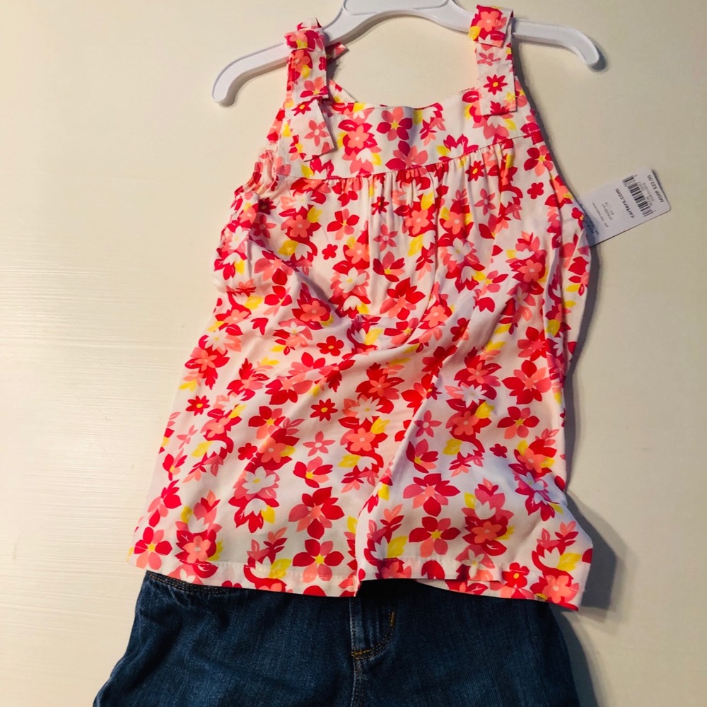 Cute Top and Jean Shorts